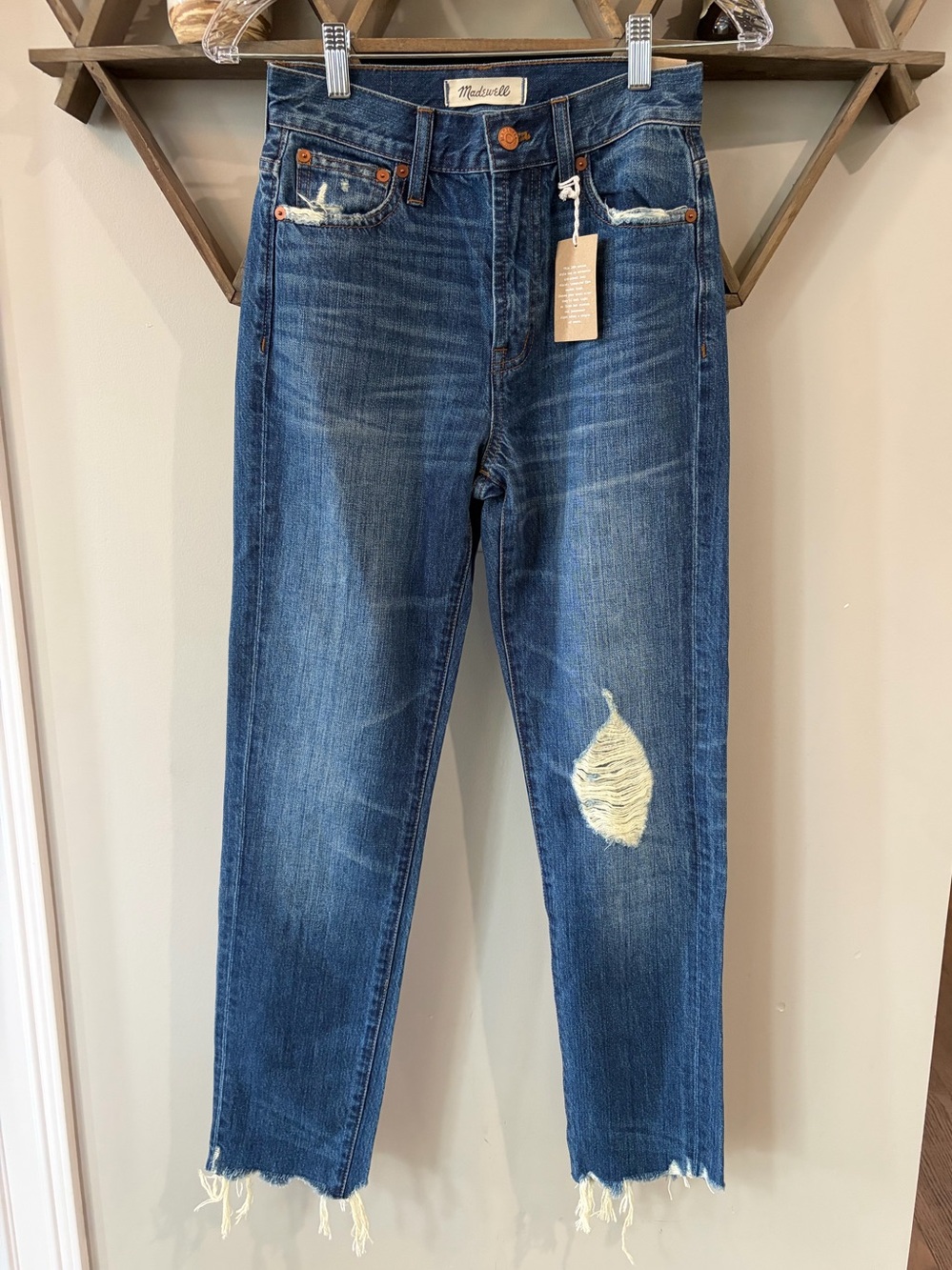 Madewell The perfect summer Jean. Raw hem, Distressed NWT Sz 24
